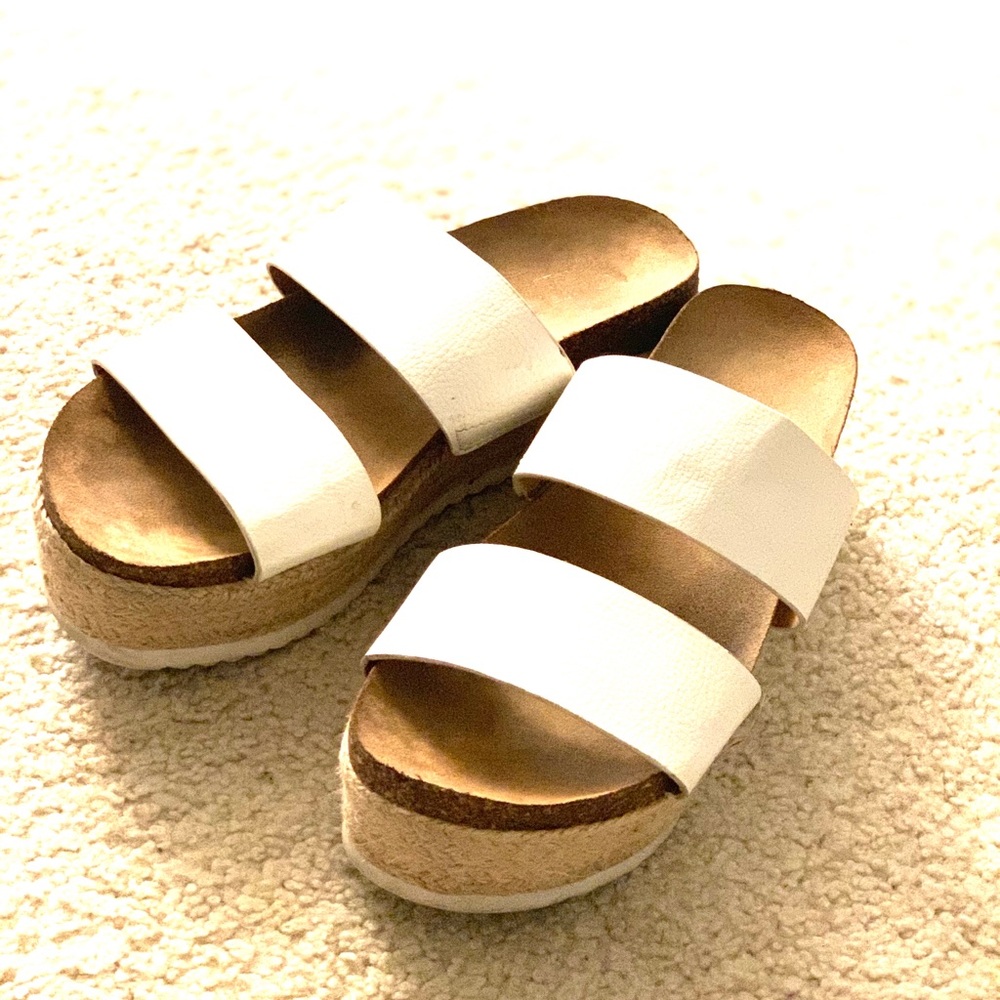 Brash size 5 white platform espadrilles sandals